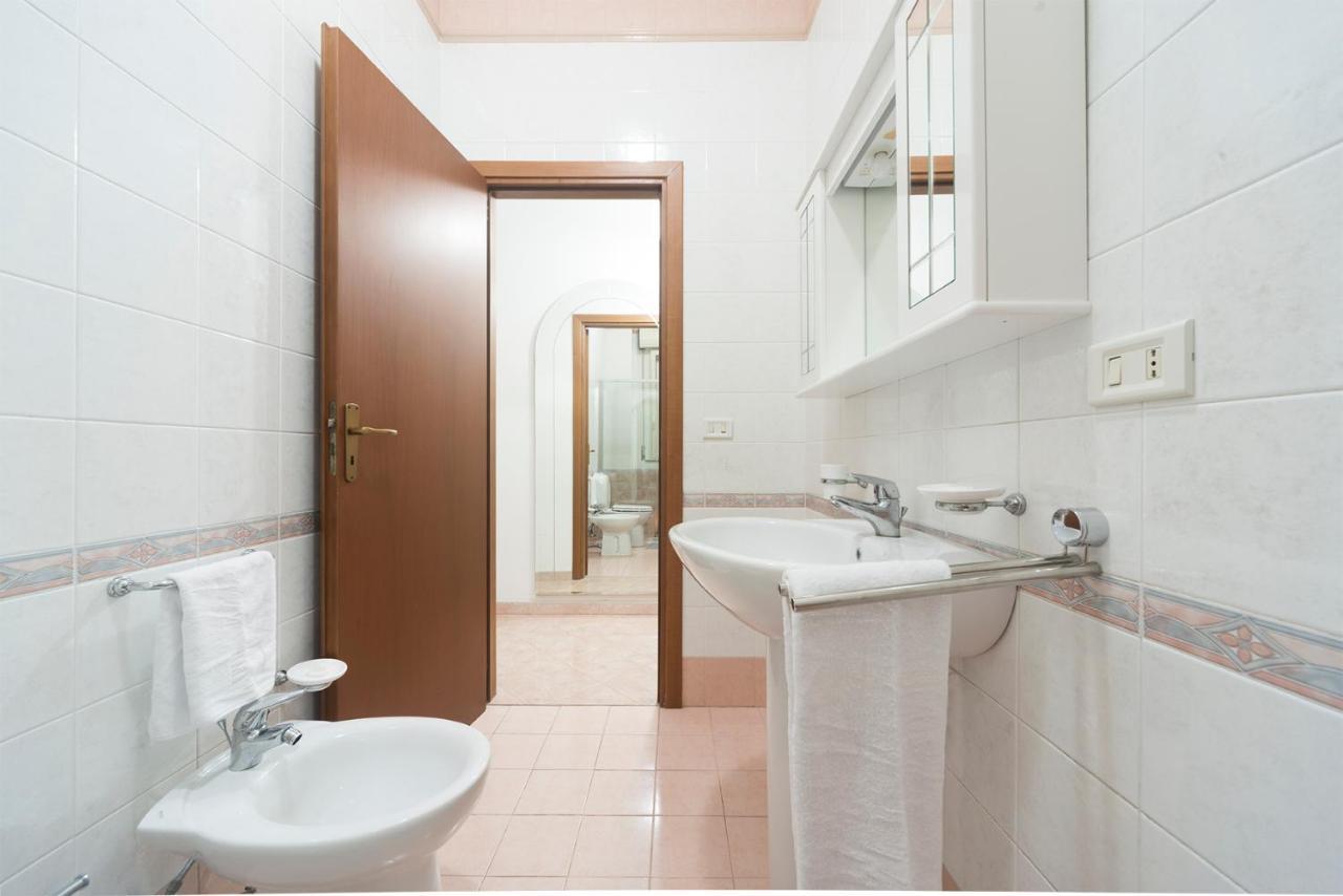 Nina Home - Selfcheck-In Canicattini Bagni Kültér fotó